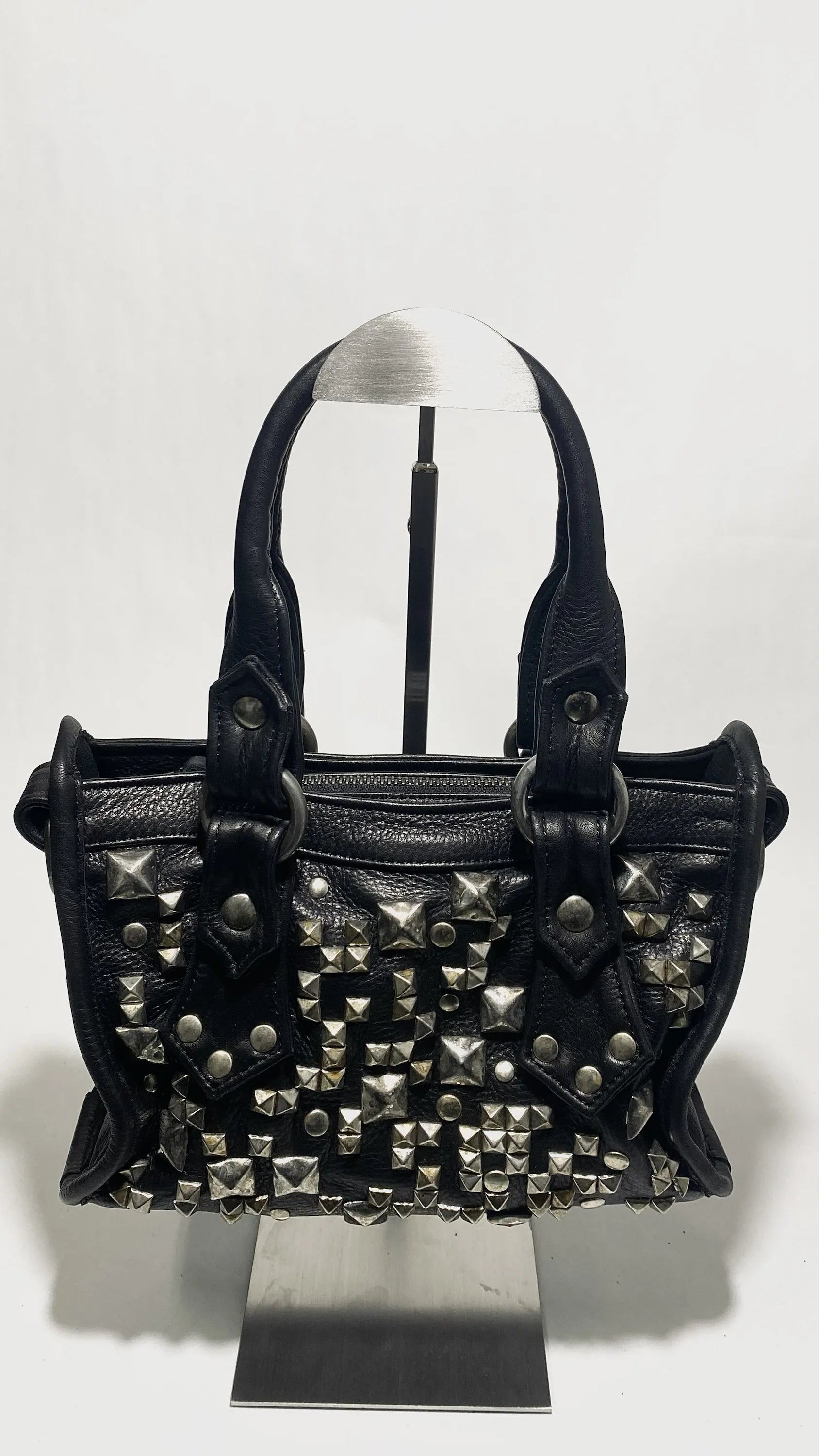 Jericho Studded